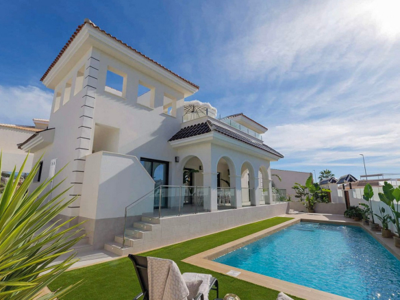 Key Ready Villa In Ciudad Quesada